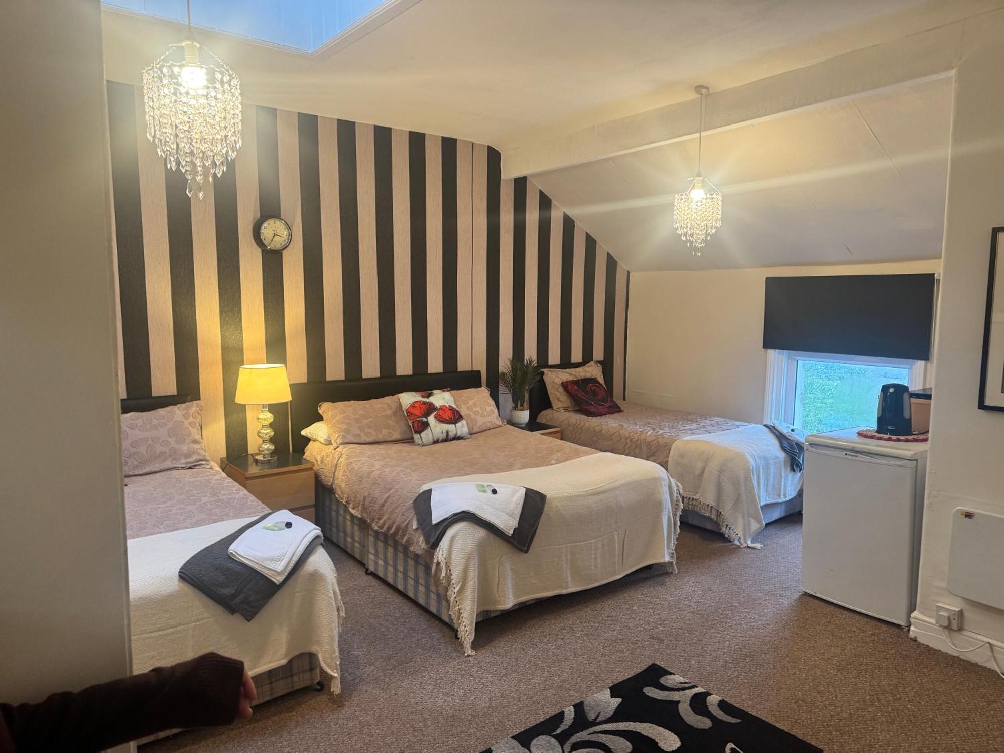 The Holmlea Hotel Блекпул Екстериор снимка
