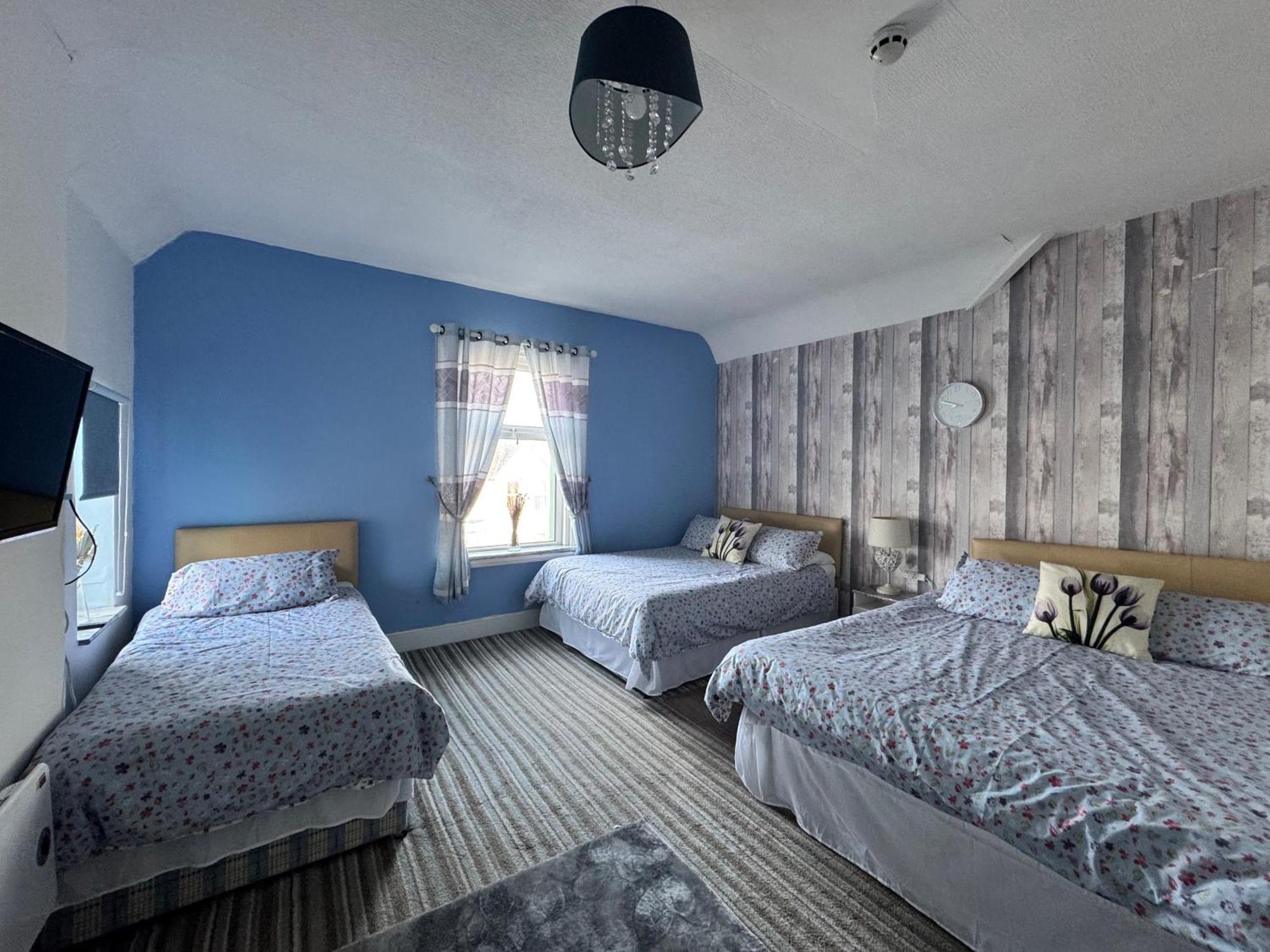 The Holmlea Hotel Блекпул Екстериор снимка